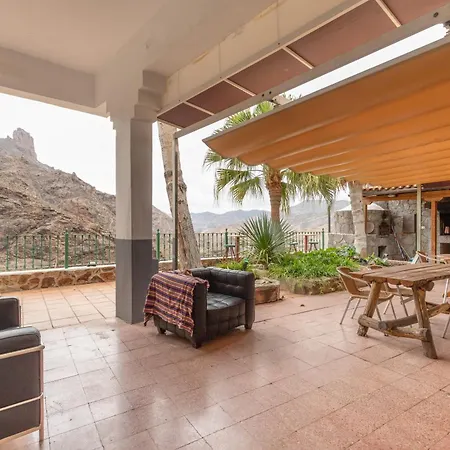 Rurales La Montana Apartment *